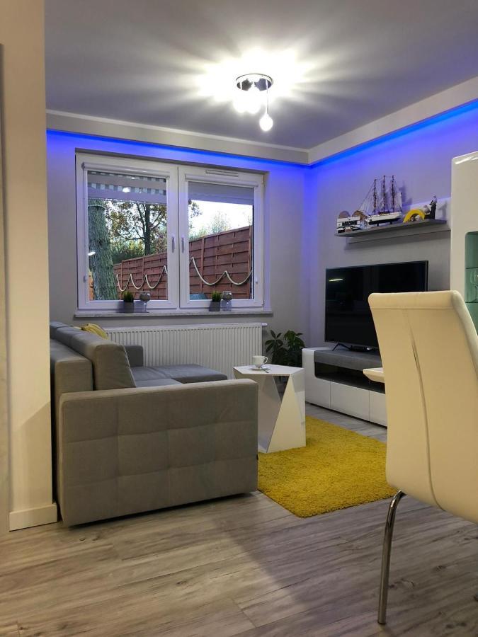 Appartement Apartament Zatoka Deluxe Z Ogrodem à Debogorze Extérieur photo